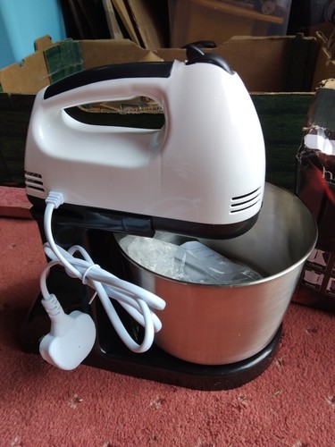 Electric hand mixer with - with, stand