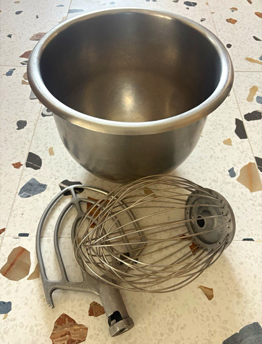 Hobart mixer bowl - mixer, whisk