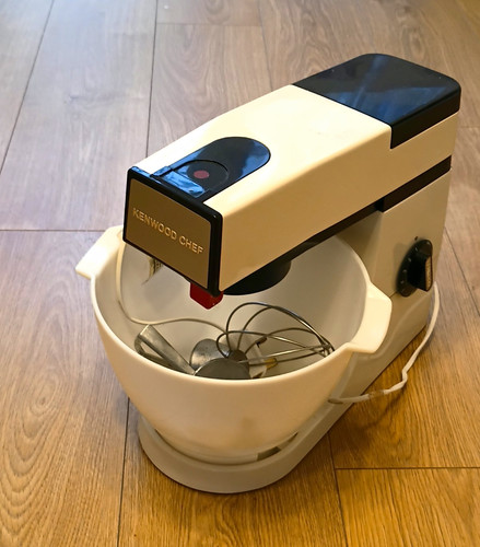 Kenwood chef stand mixer - kenwood,